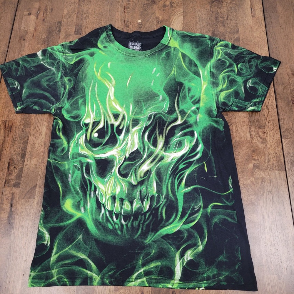 Social Media Mens Green Flame Skull Graphic T-Shirt Black Size M Medium